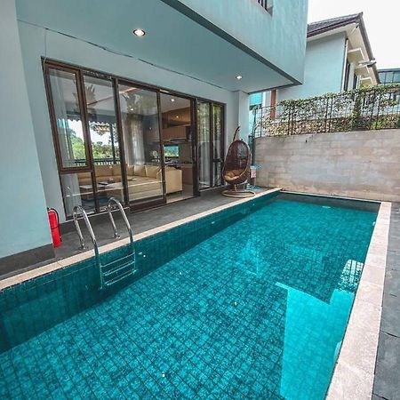 Platinum Dago Resort villa 15px Private Pool Bandung Bengkok Esterno foto