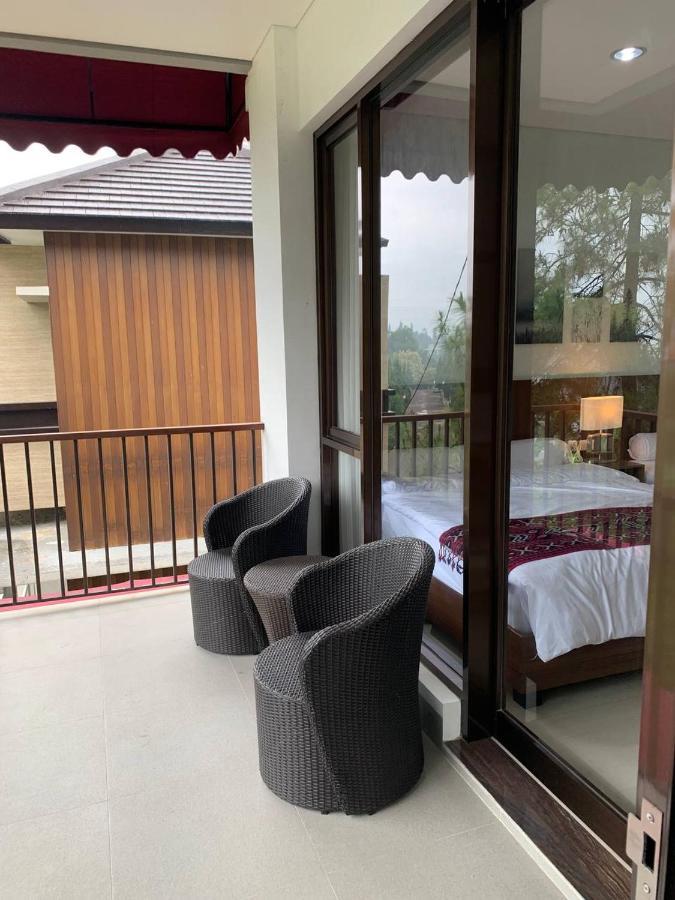 Platinum Dago Resort villa 15px Private Pool Bandung Bengkok Esterno foto
